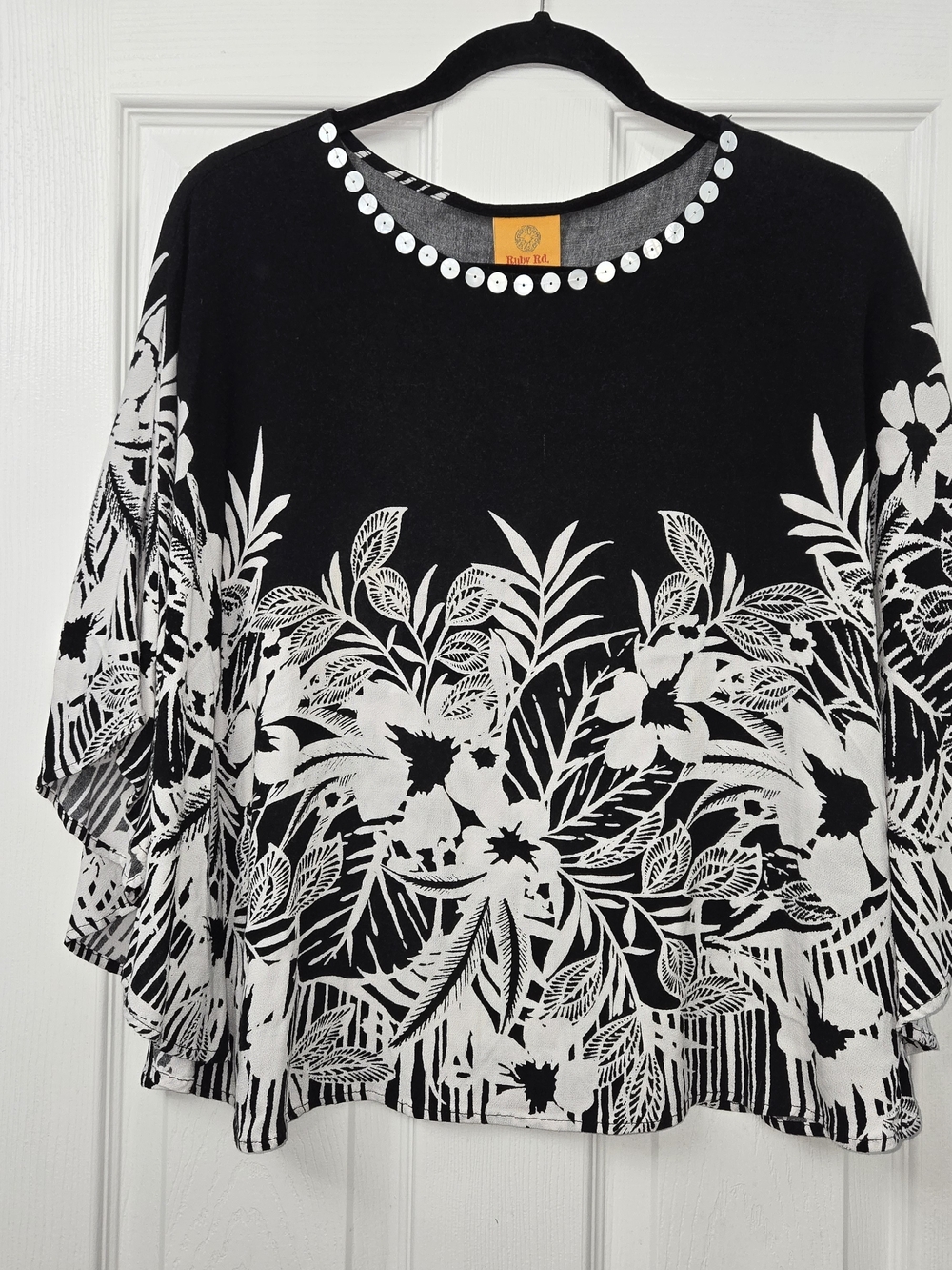 Ruby Rd. Black White Tropical Floral Poncho Top Buttoned Embellished Neckline M